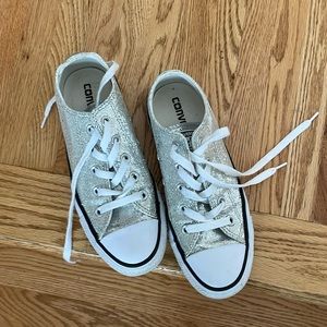 Sparkling silver converse